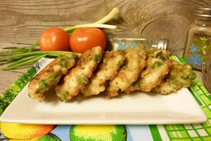 Оладки з курячого фаршу Оладки з курячого фаршу