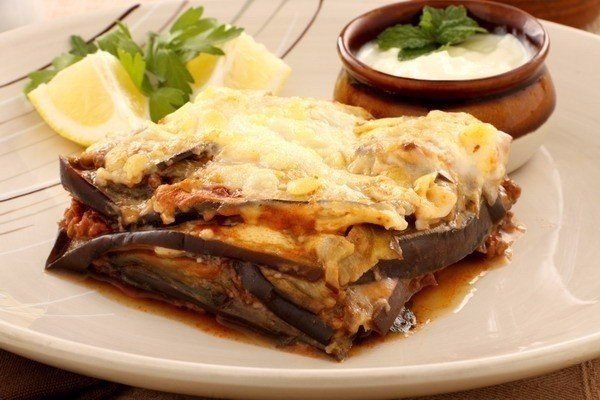 Мусака з баклажанами Мусака з баклажанами