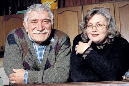 Бывшая жена обобрала 81-летнего Джигарханяна до нитки Бывшая жена обобрала 81-летнего Джигарханяна до нитки