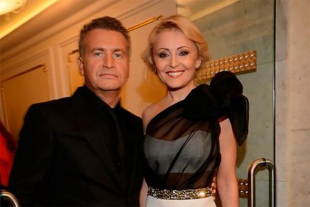 Пьяный Агутин поскандалил с Варум во время концерта Пьяный Агутин поскандалил с Варум во время концерта
