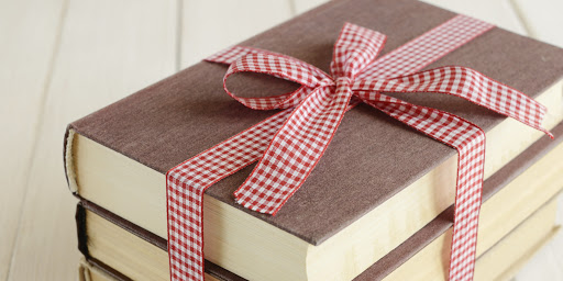 Книга – лучший подарок Книга – лучший подарок