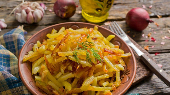 Диетолог рассказала, как уменьшить канцерогенные свойства жареных продуктов
